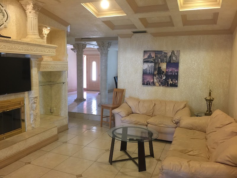 Blue Waters Recovery Foundation - Sober Living By Tiffany - Photo 2