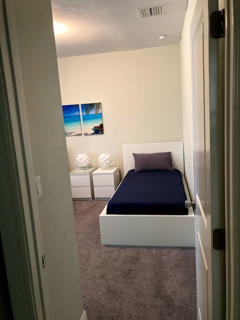 Cleveland House Sober Living - Photo 3