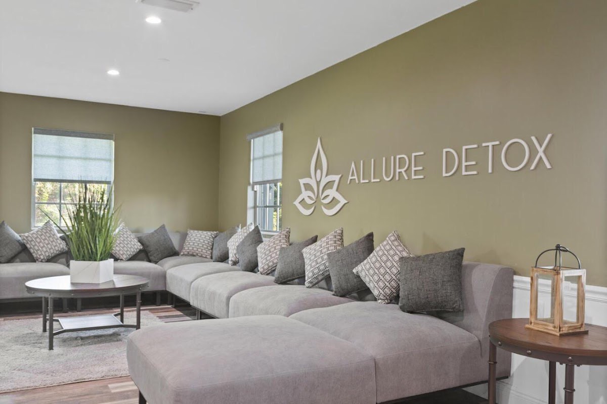 Allure Detox - Photo 2