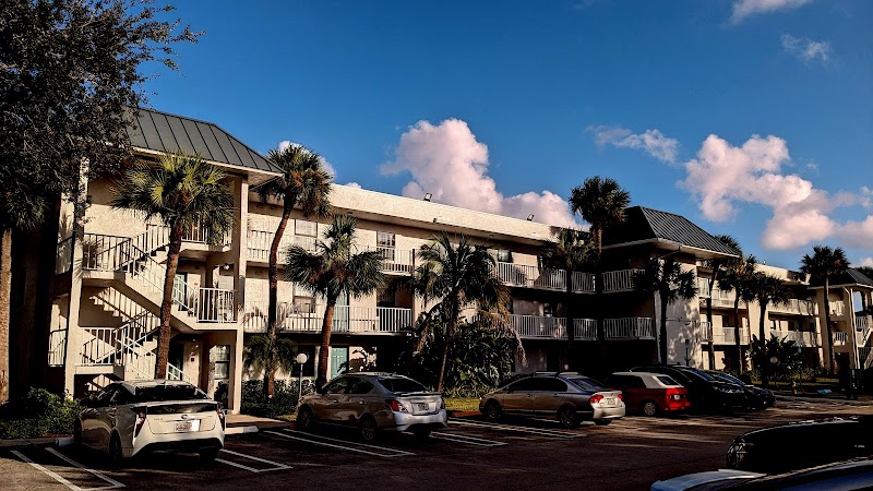 Sober Living in Delray - Photo 5