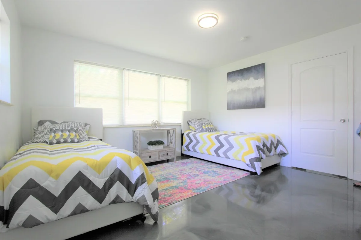 Co-Ed Recovery Homes | New You Sober Living - Photo 4