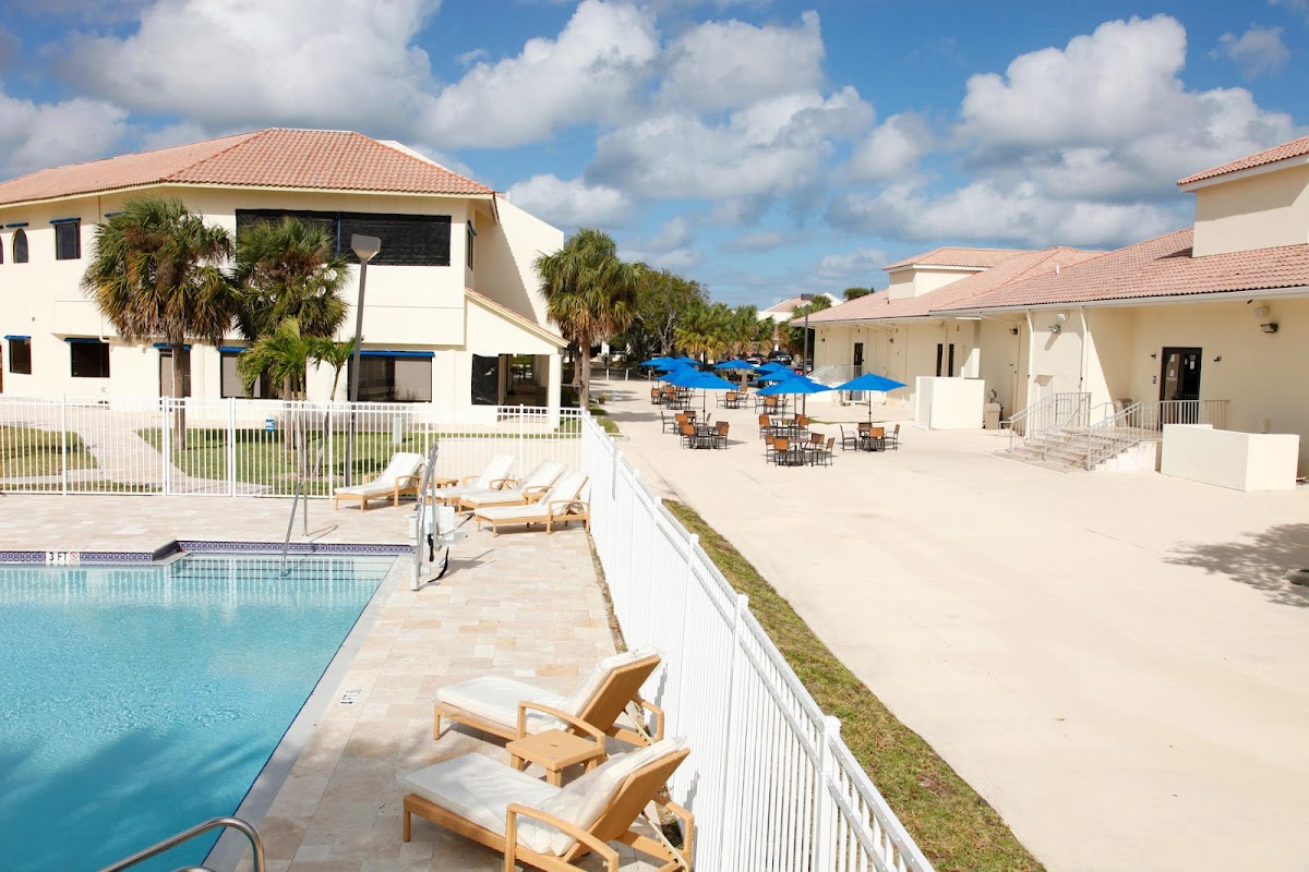 Beach House Center for Recovery - Photo 2